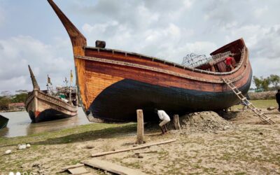 Building Wooden Sampan Fishing Boats – Bangladesh